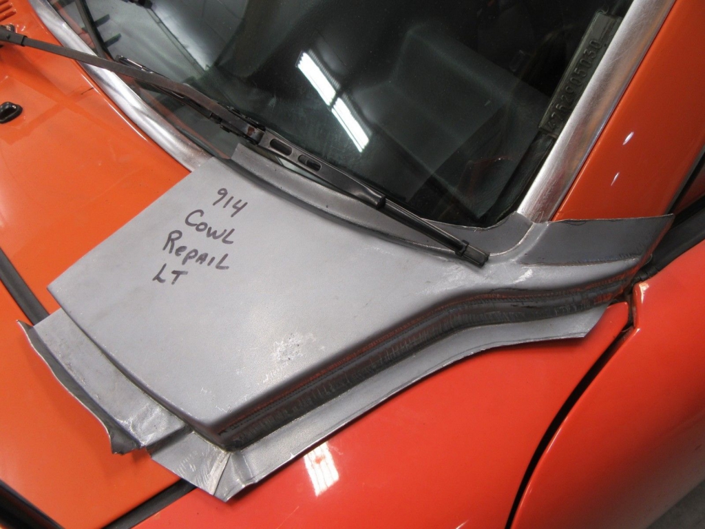 For Porsche Set of 2 Rear Lower Windshield Frames Corner Section Repair Panel
