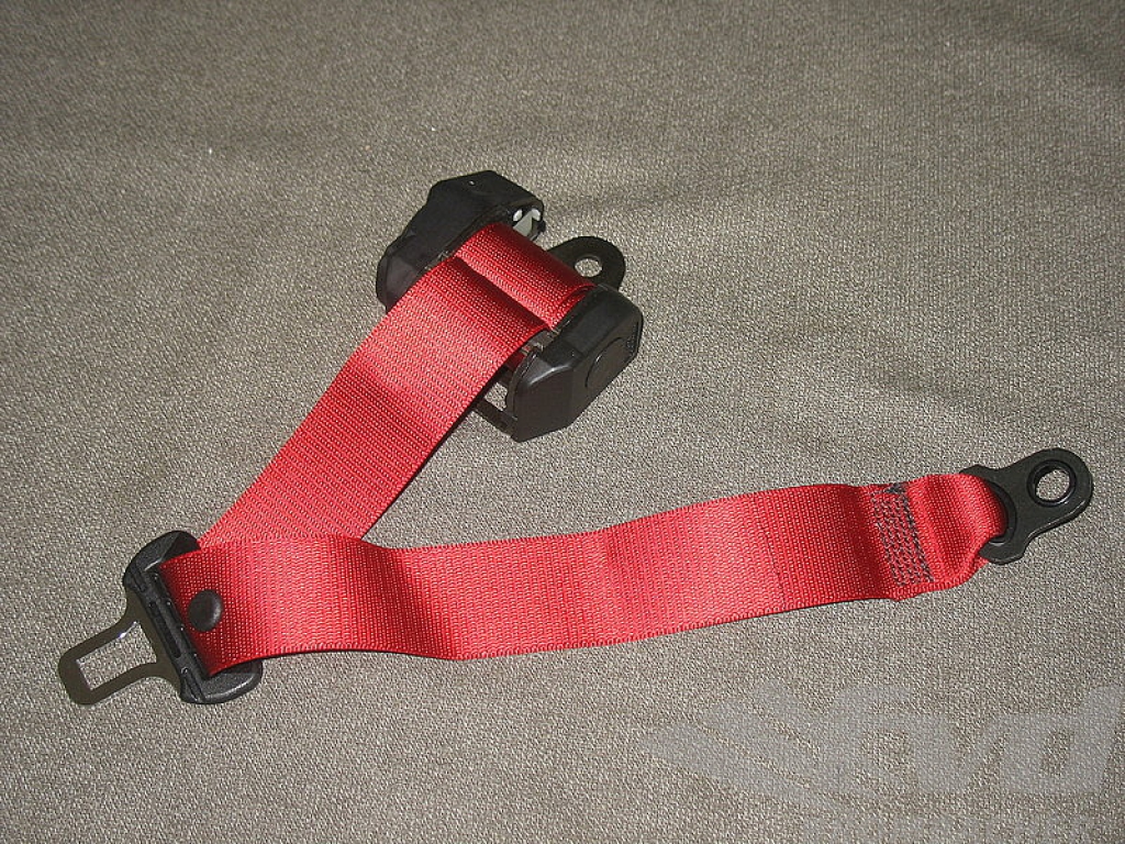 Porsche 996 Red Seat Belts Results